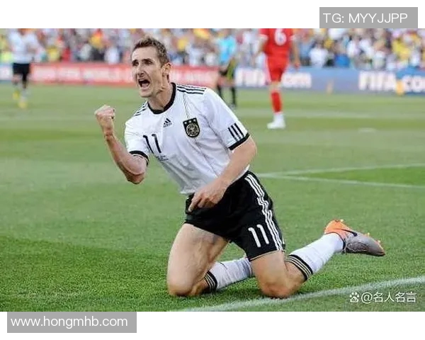德国足球明星茉莉的传奇人生与赛场辉煌成就揭秘